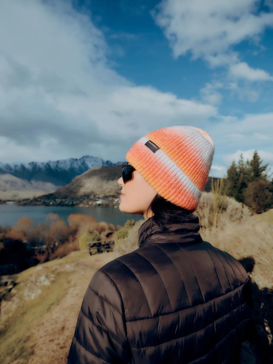 Camellia Ridge Beanie - US 7624